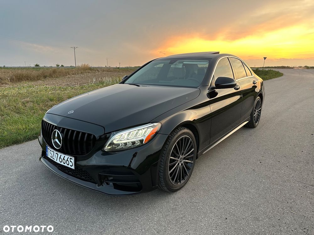 Mercedes-Benz Klasa C 300 T 9G-TRONIC AMG Line - 3