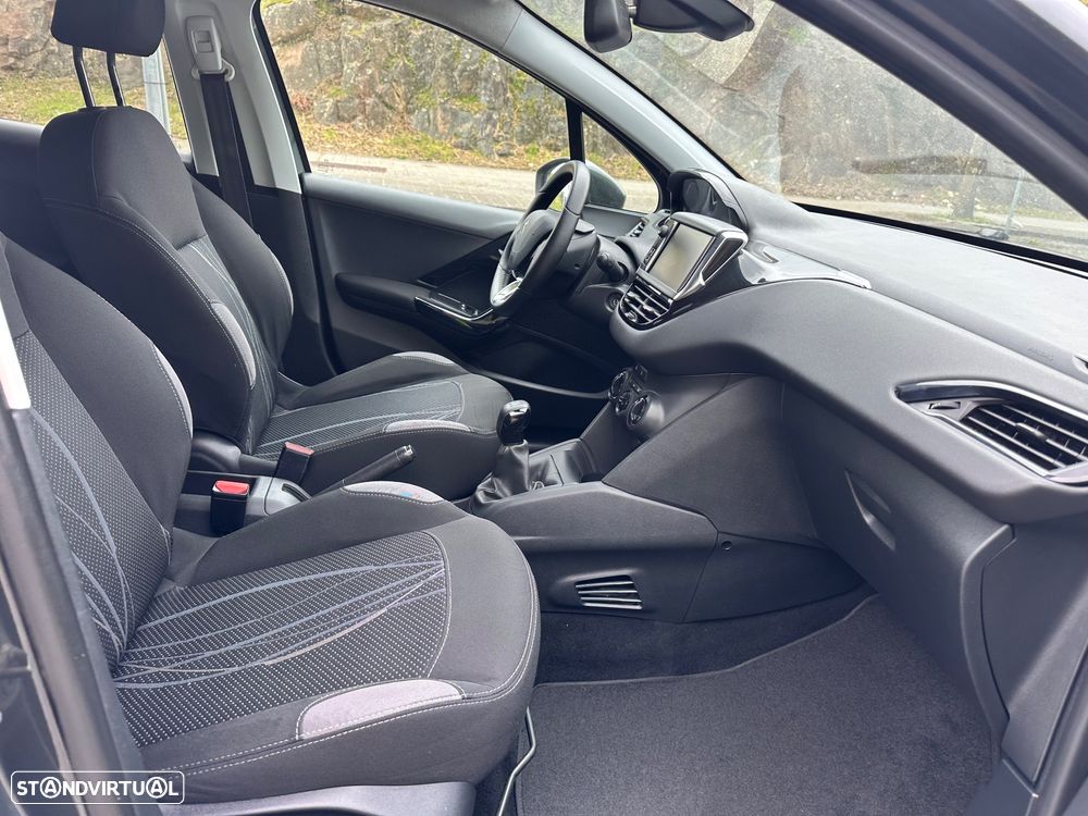 Peugeot 208 1.4 HDi Active - 34