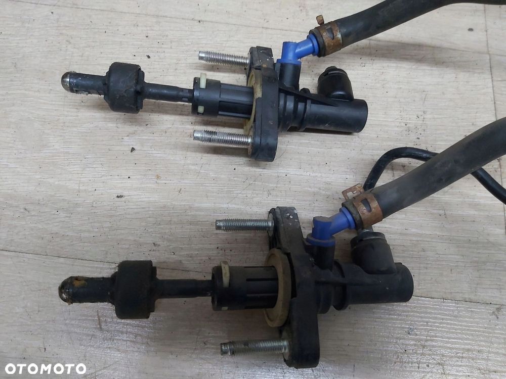 Toyota Yaris II LIFT 06-11r pompka sprzęgła wysprzęglik 1,0 1,3 - 2
