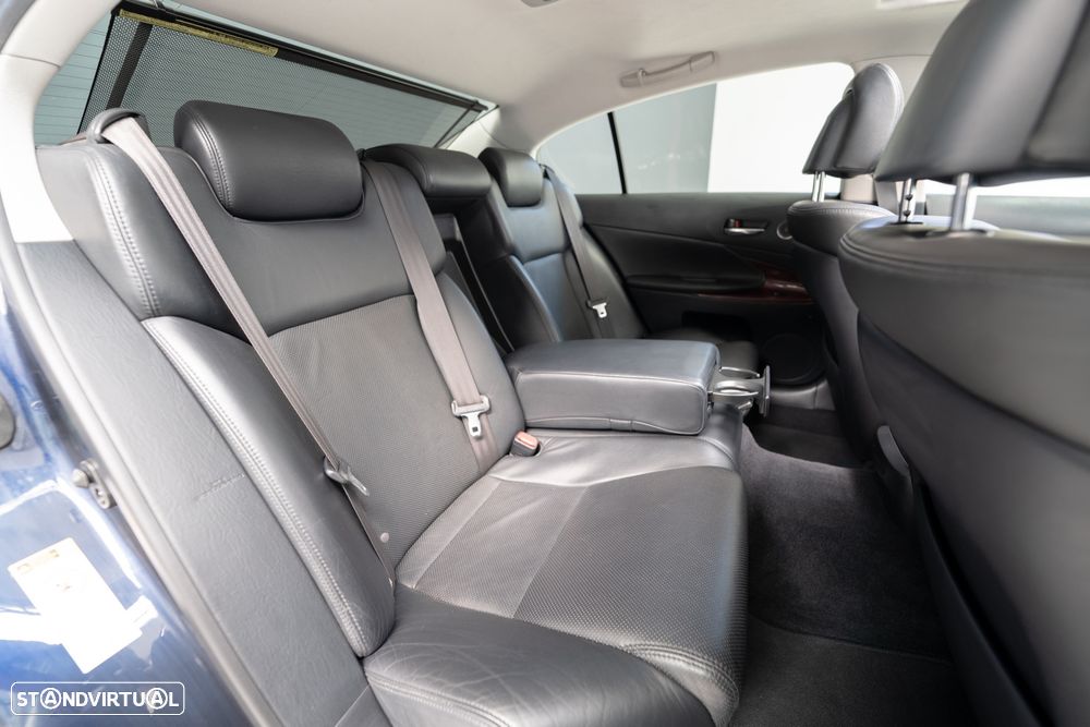 Lexus GS 450h - 21