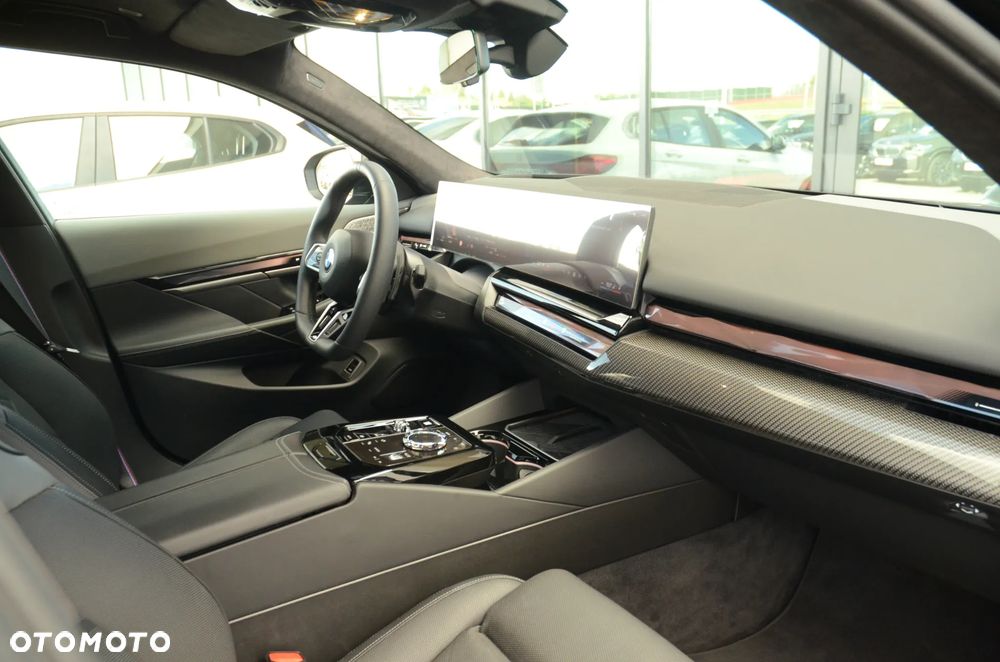 BMW Seria 5 - 21