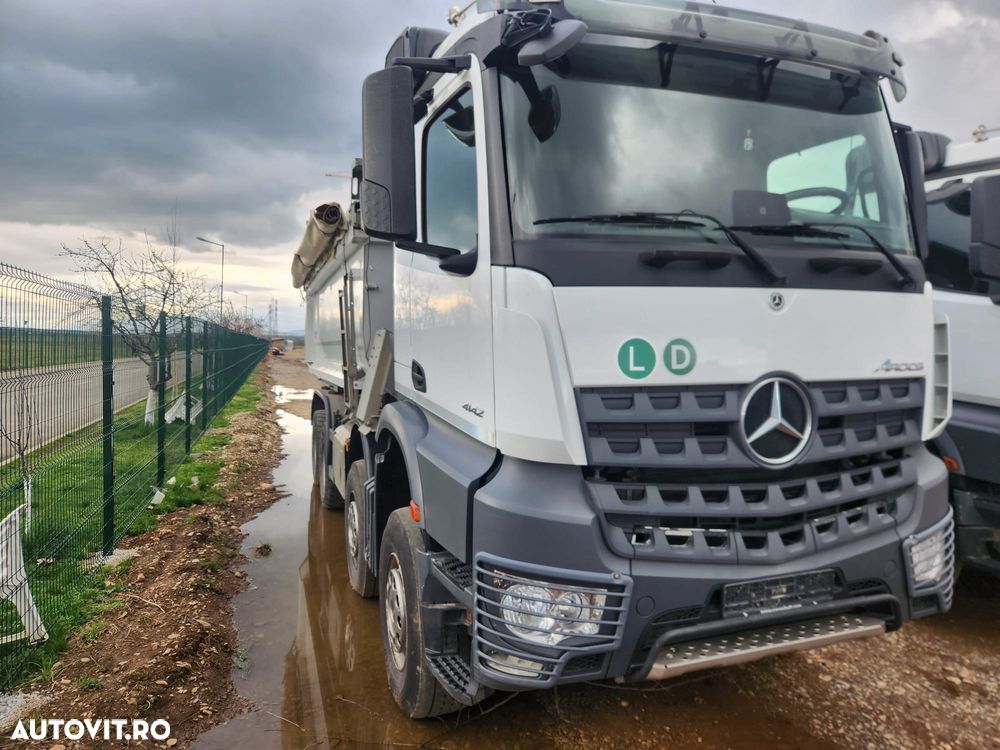 Mercedes-Benz Arocs - 2