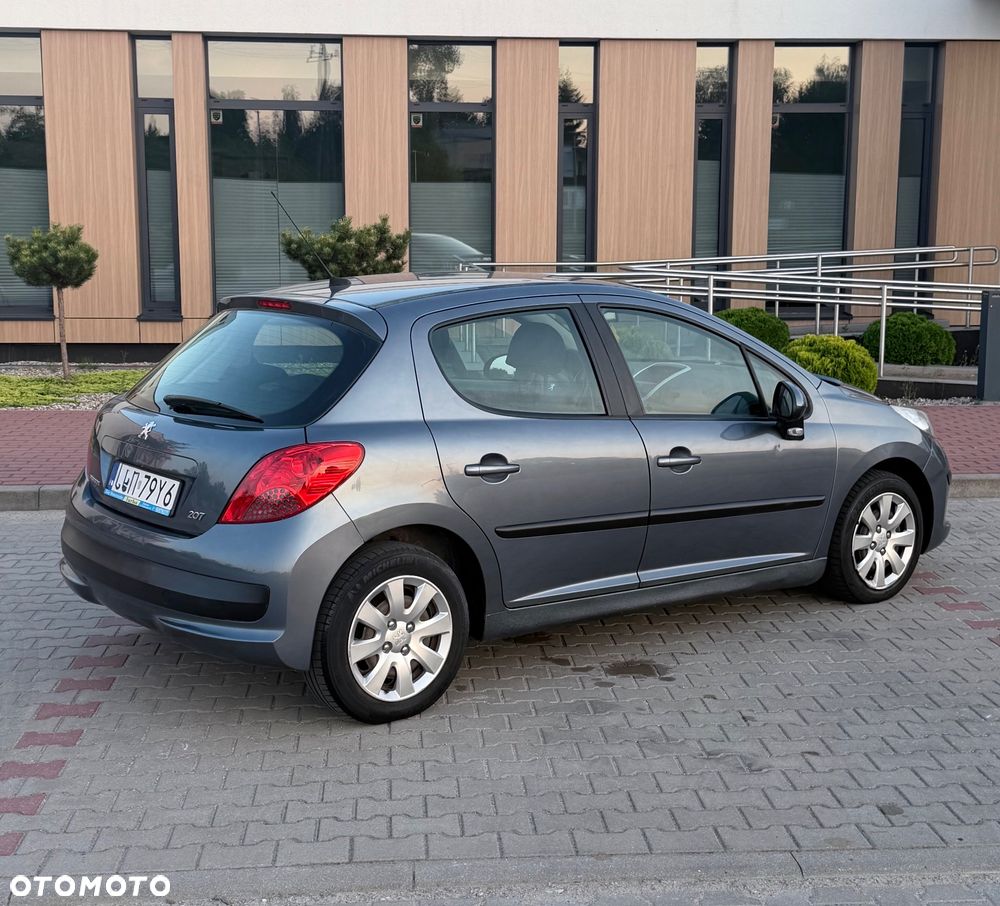 Peugeot 207 - 5
