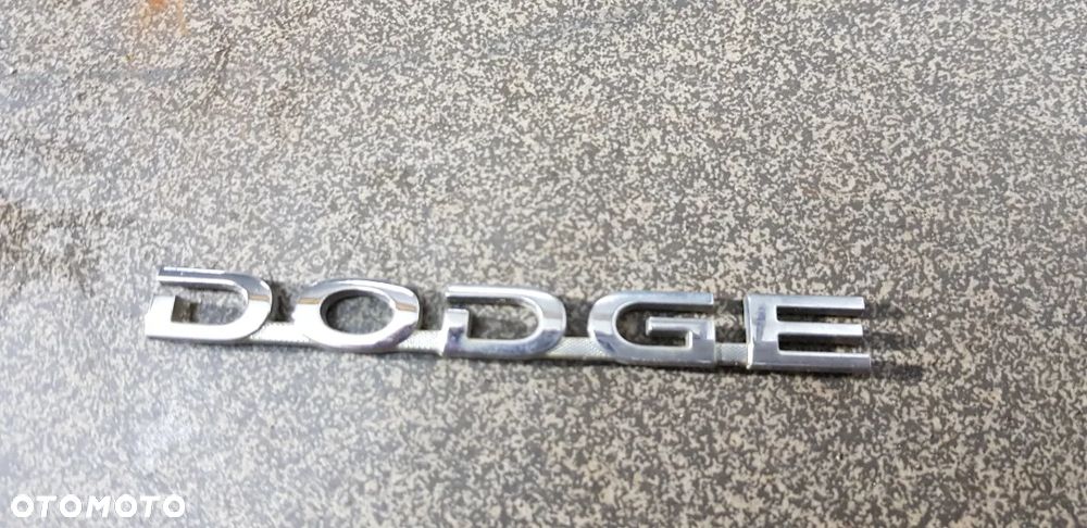 Dodge Nitro Emblemat Klapy Bagażnika - 3