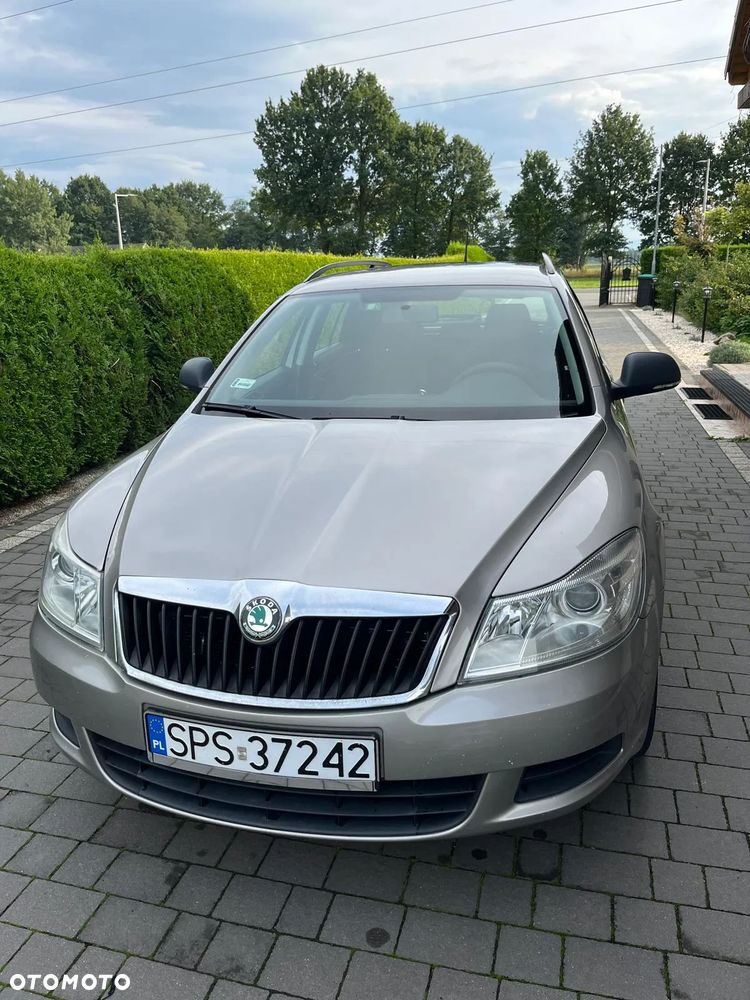 Skoda Octavia 1.6 - 11