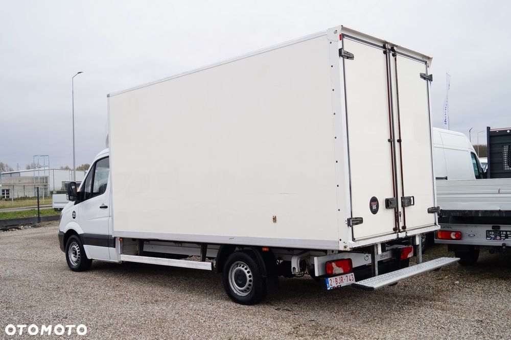 Mercedes-Benz Sprinter - 4