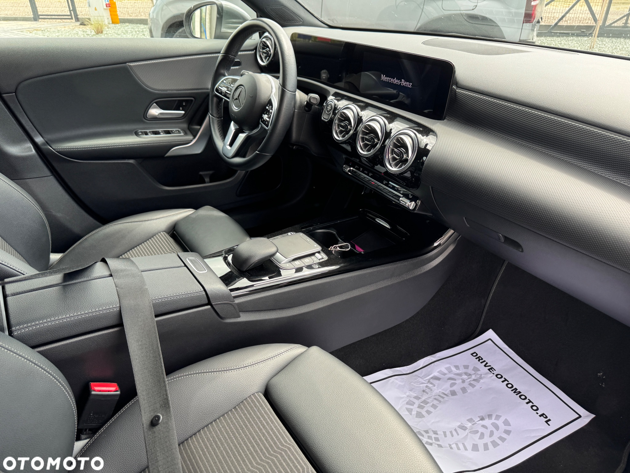 Mercedes-Benz Klasa A 250 e 8G-DCT AMG Line Advanced - 17