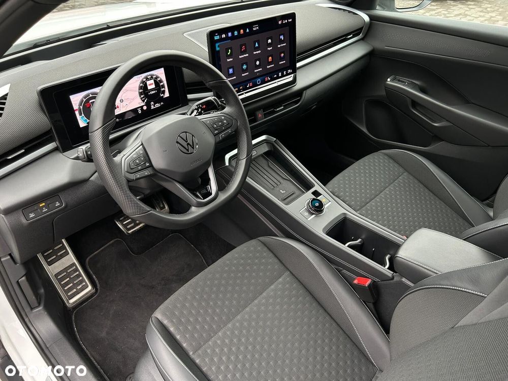 Volkswagen T-Roc 1.5 eTSI R-Line DSG - 8