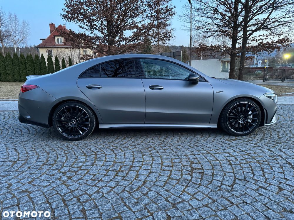 Mercedes-Benz CLA - 9
