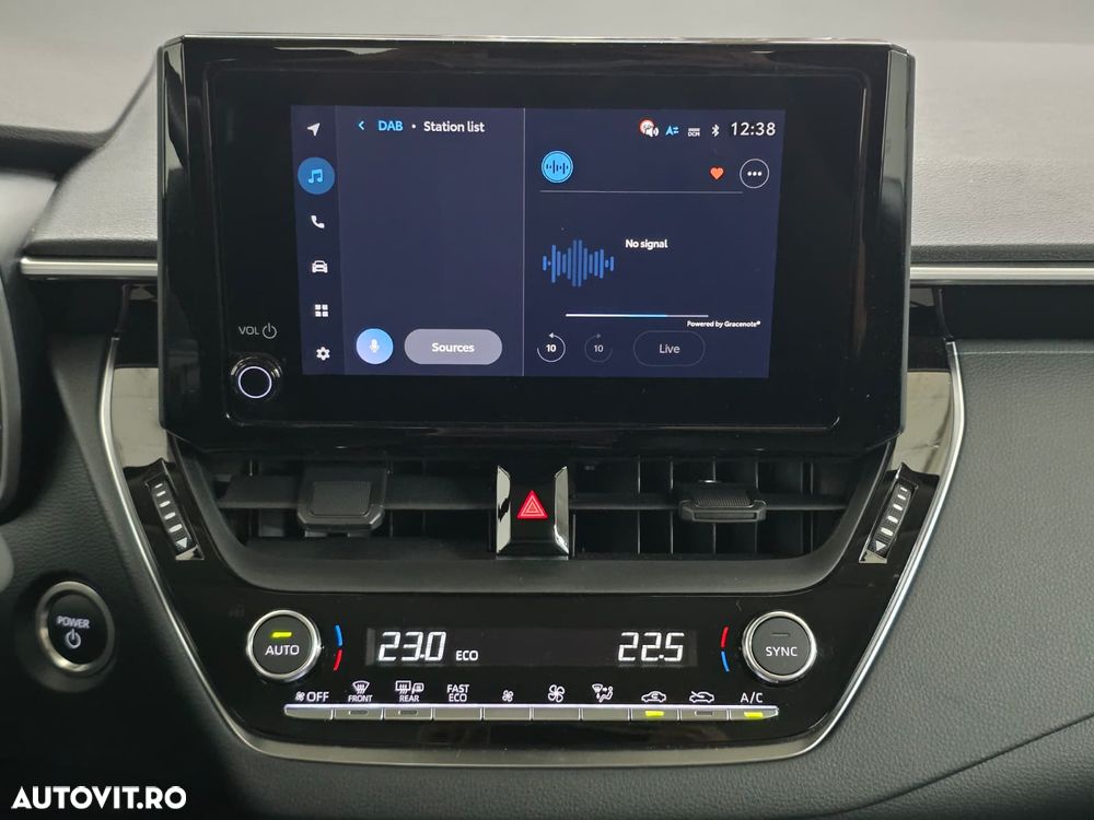 Toyota Corolla 1.8 HSD Eco - 11