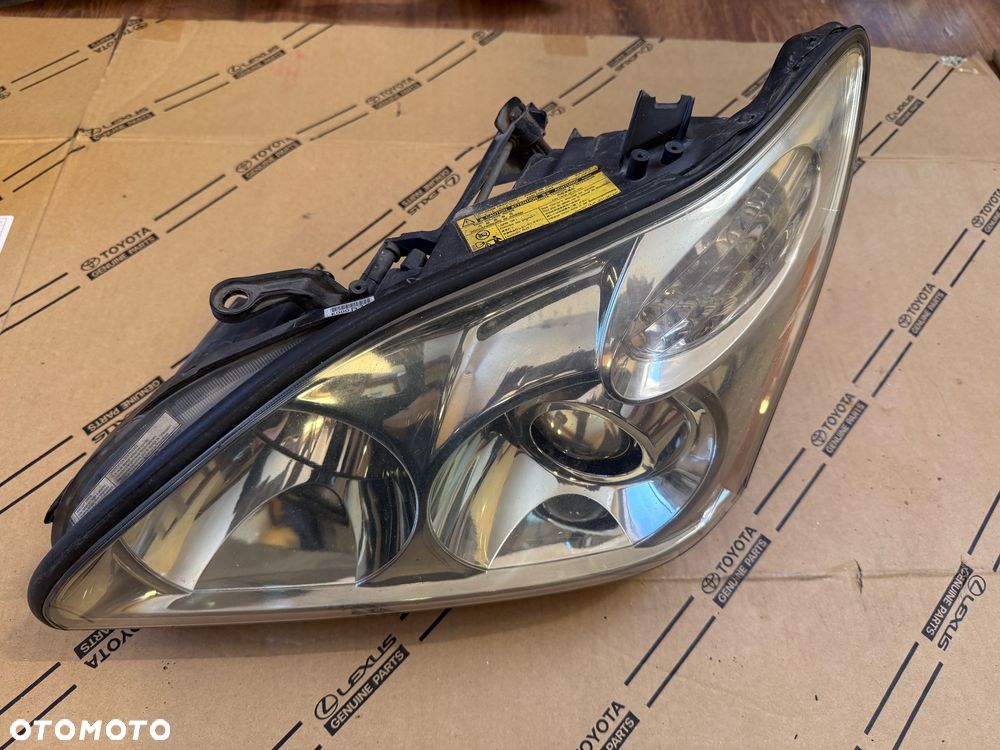 Lampa przednia prawa Lexus RX400h EU 03-09r. - 1