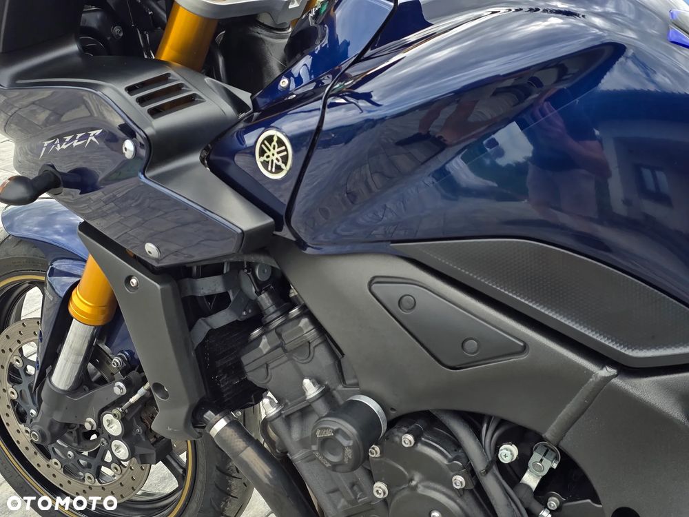 Yamaha FZ - 20