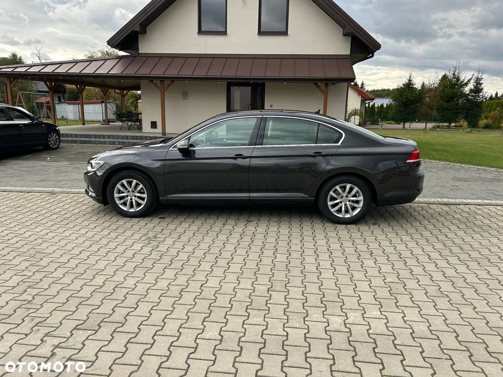 Volkswagen Passat - 5