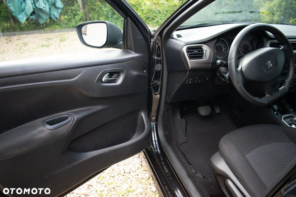 Peugeot 301 - 15