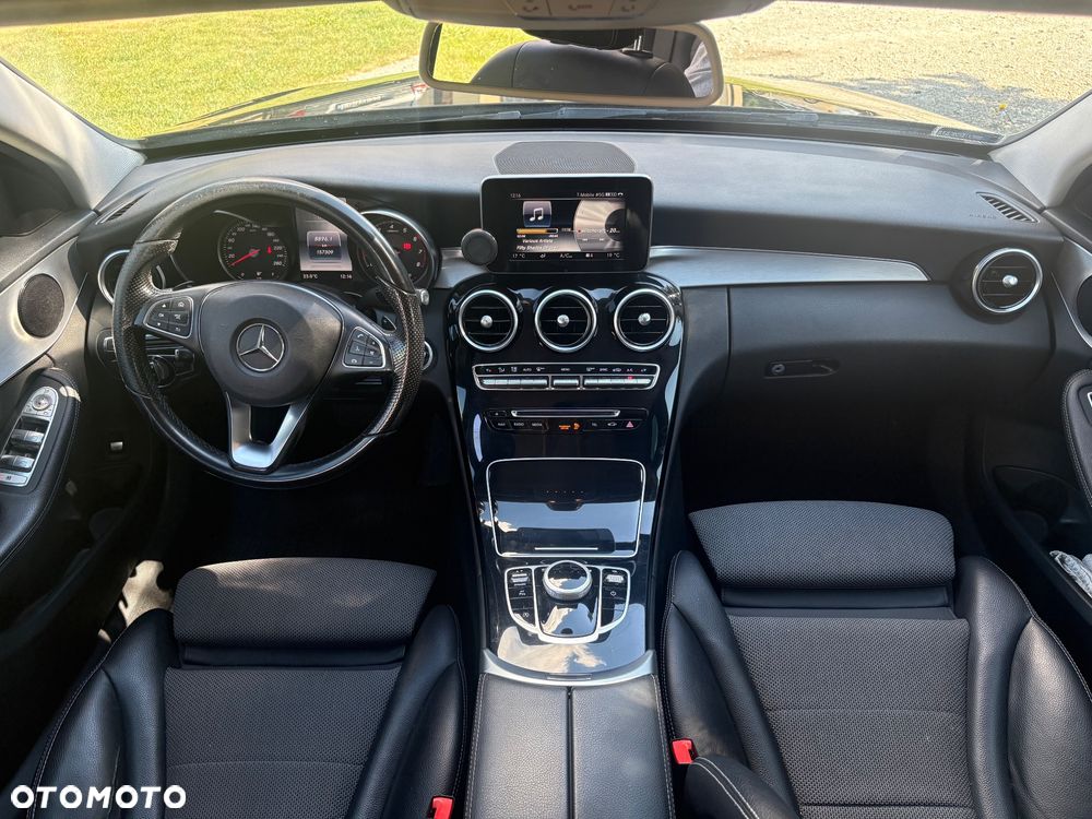 Mercedes-Benz Klasa C 300 7G-TRONIC - 12