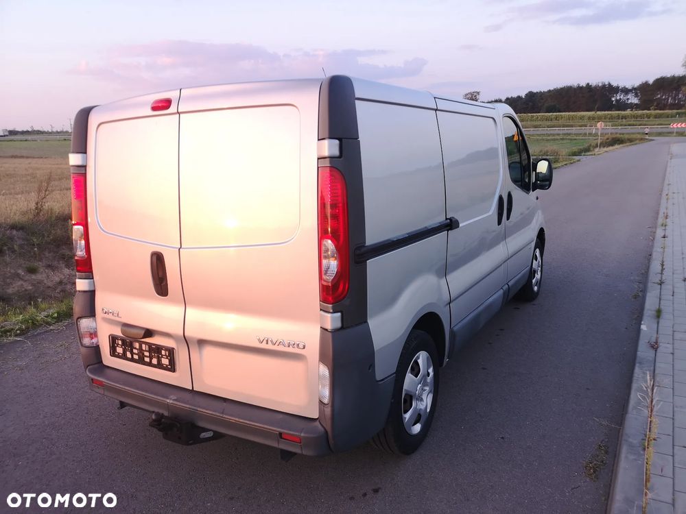 Opel VIVARO - 13