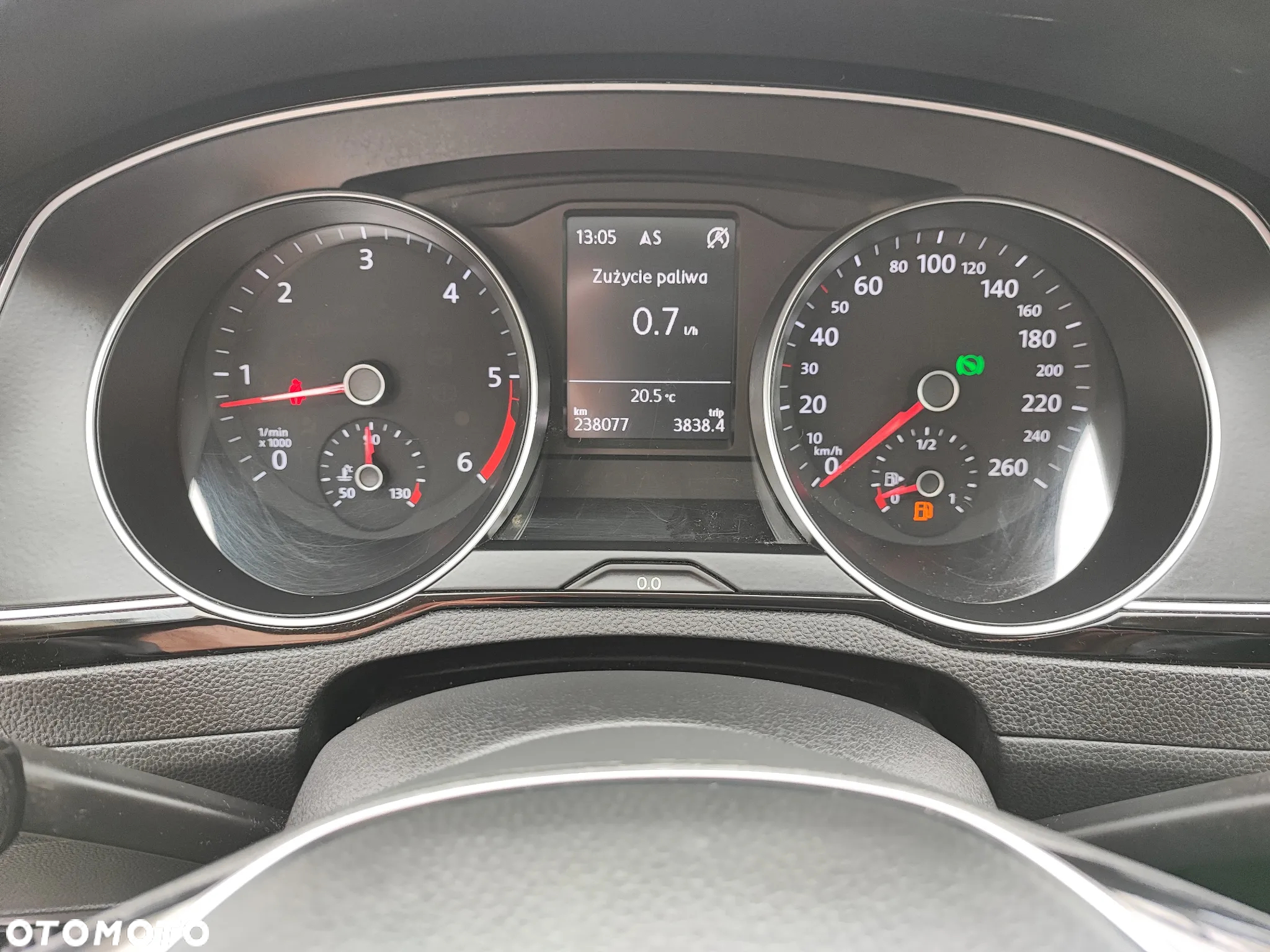 Volkswagen Passat Variant 1.6 TDI (BlueMotion Technology) DSG Comfortline - 14