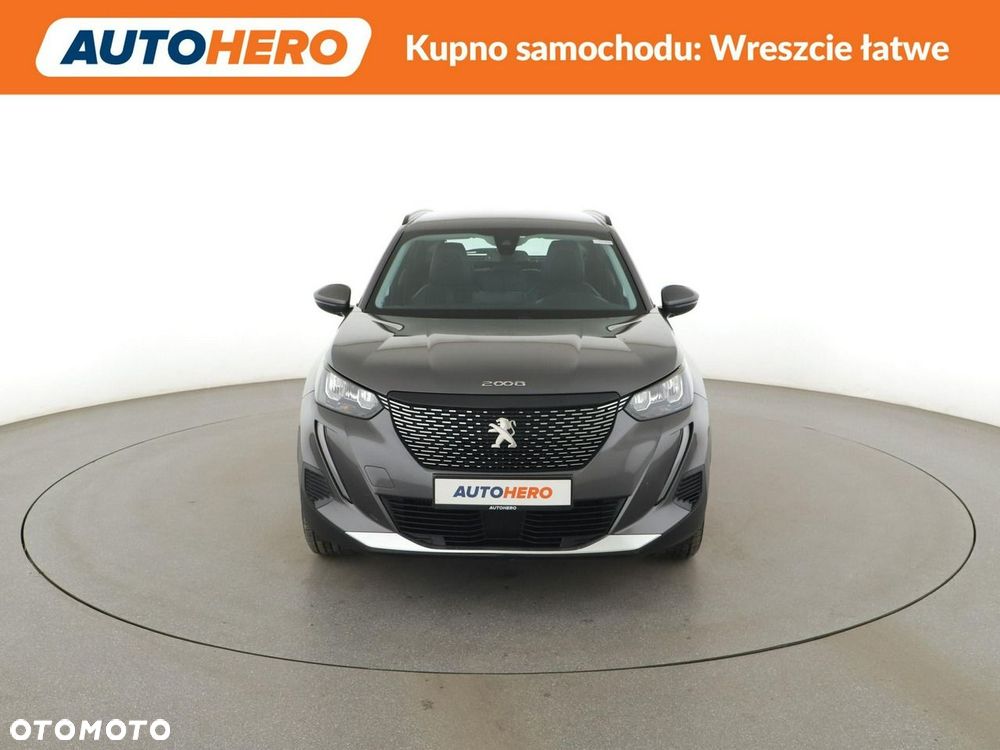 Peugeot 2008 1.2 Pure Tech Allure S&S - 12