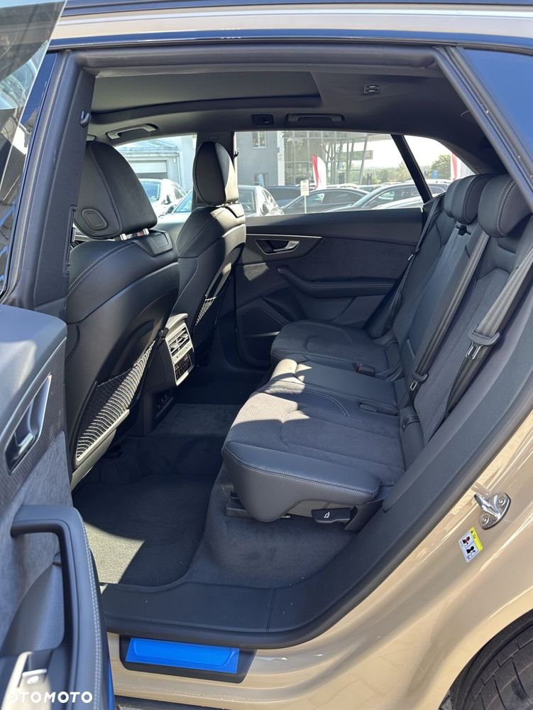 Audi Q8 - 21