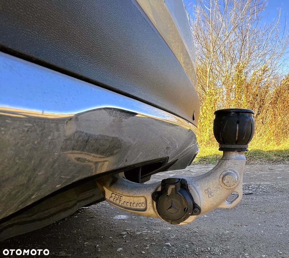 Mercedes-Benz GLC - 24