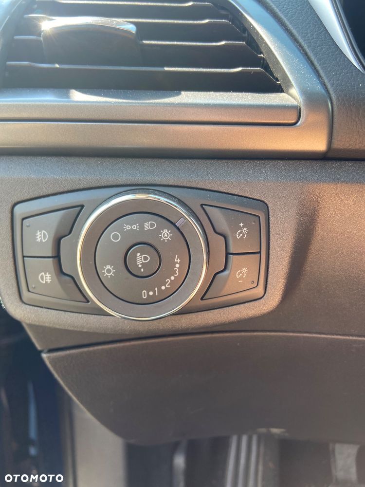 Ford Mondeo 1.5 TDCi Trend - 16