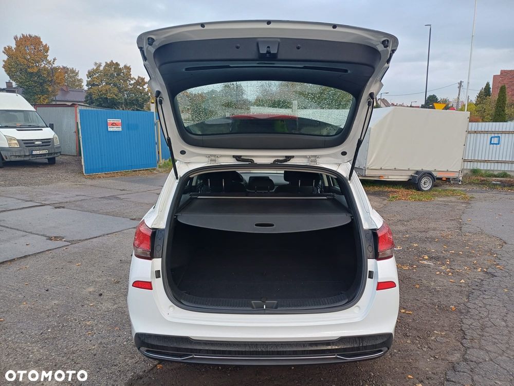 Hyundai i30 1.5 DPI Classic + - 12