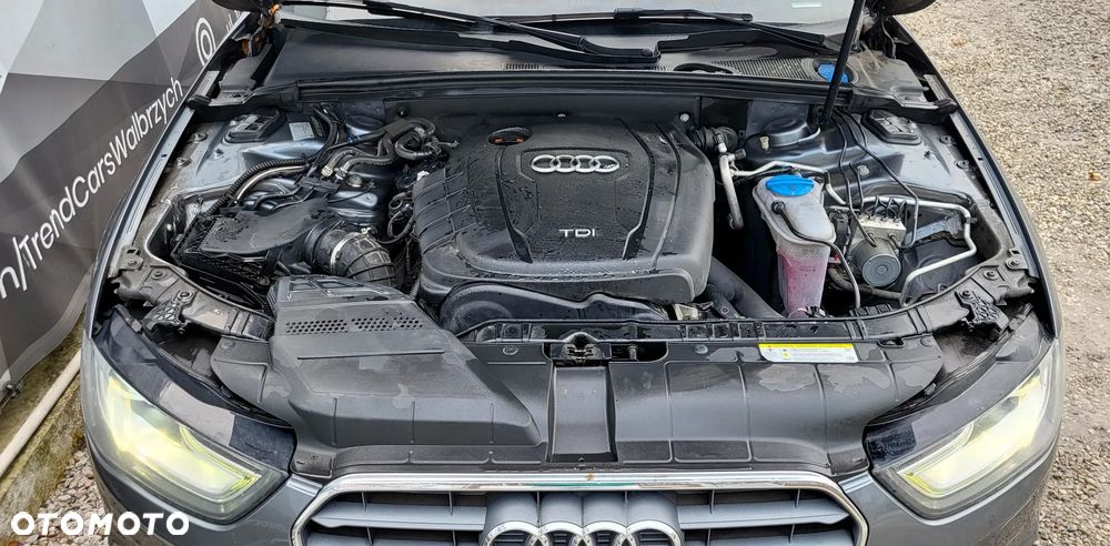 Audi A4 Avant 2.0 TDI DPF quattro S line Sportpaket - 23