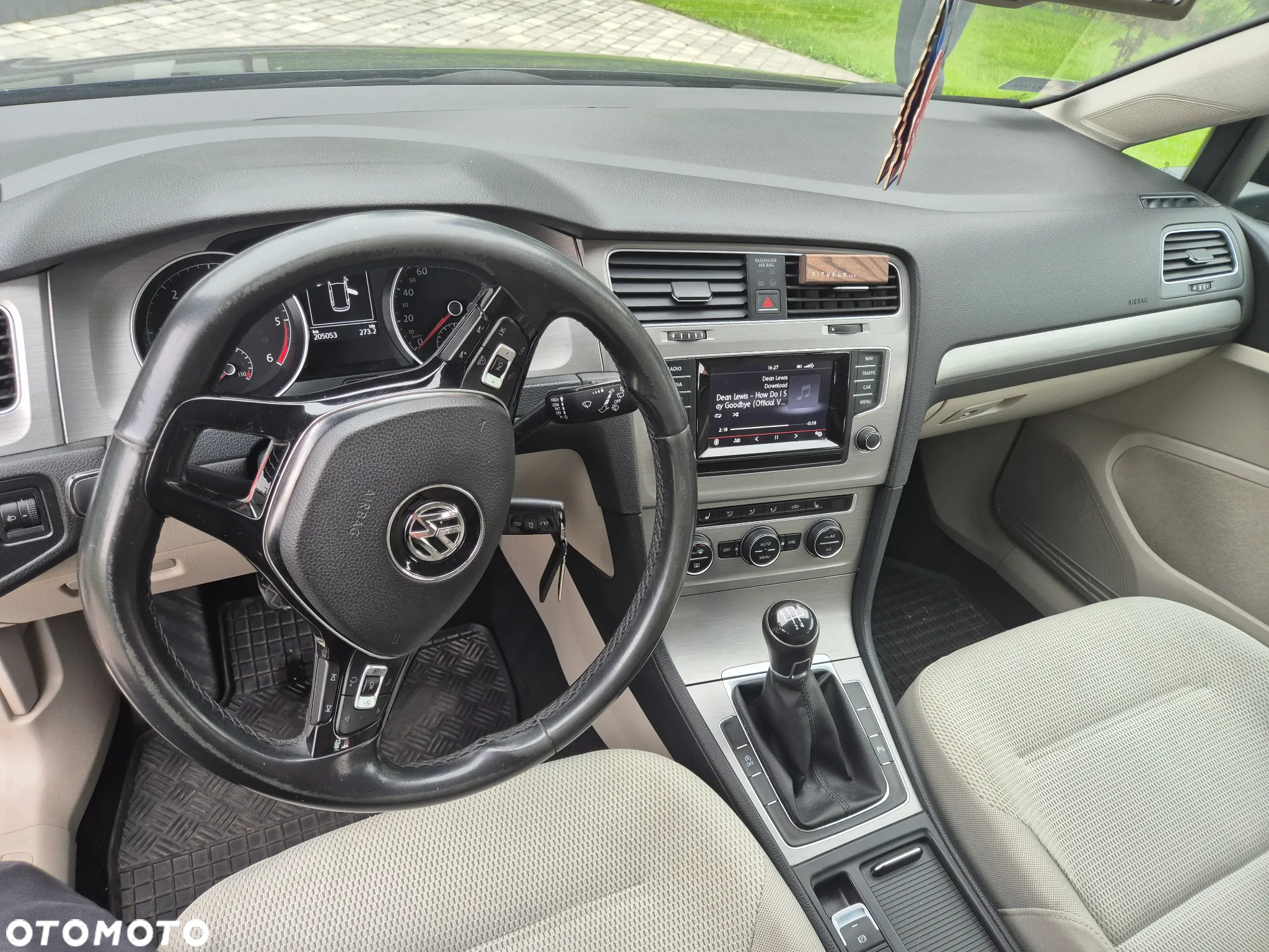 Volkswagen Golf VI 1.6 TDI BlueMot Trendline - 14