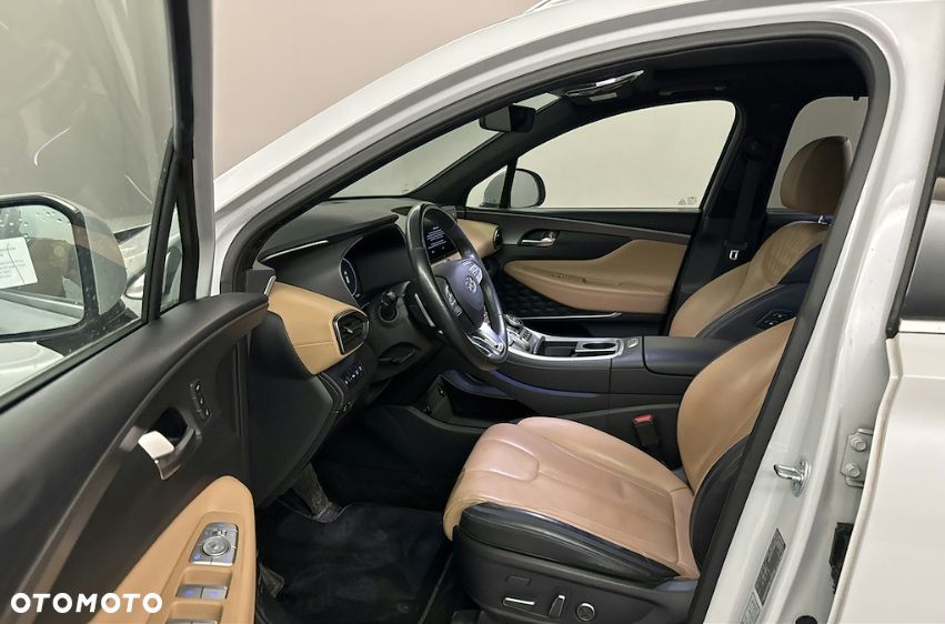 Hyundai Santa Fe 1.6 Plugin-Hybrid 4WD SEVEN Signature - 12