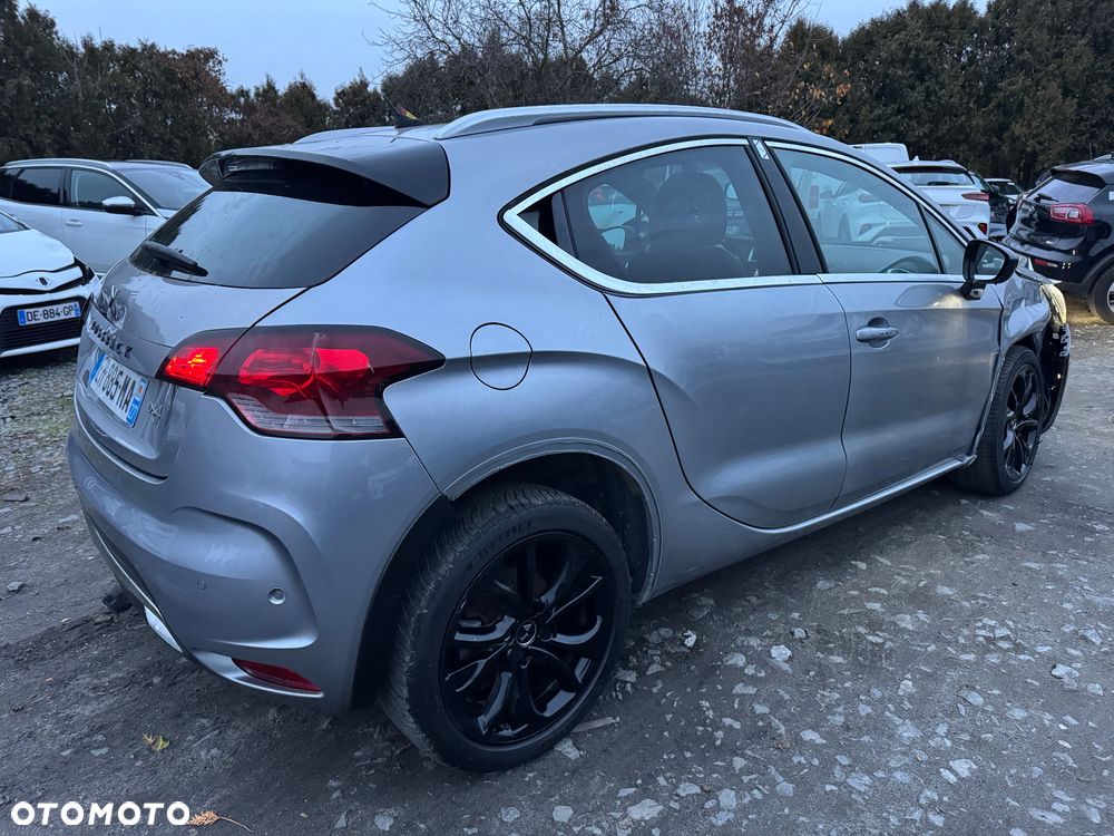 Citroën DS4 Cross 1.6 BlueHDi Be Chic S&S EAT6 - 3