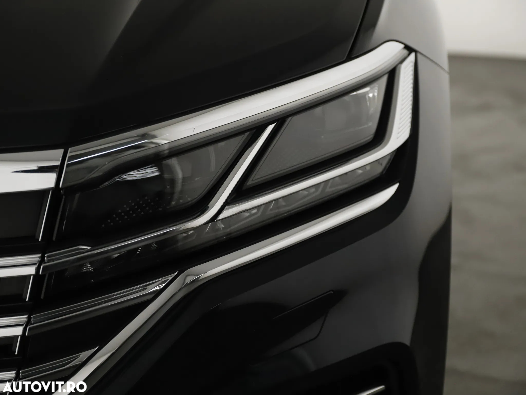 Volkswagen Touareg 3.0 V6 e-Hybrid 4Motion Aut. Atmosphere - 20