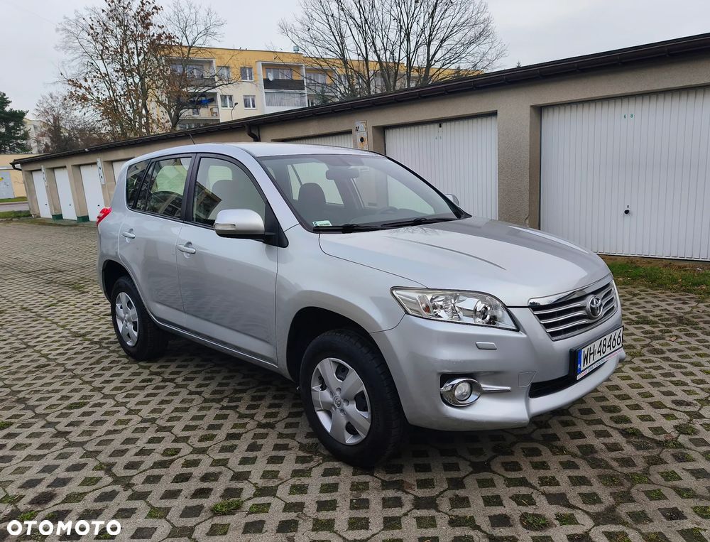 Toyota RAV4 2.0 VVT-i Luna 4x2 - 2