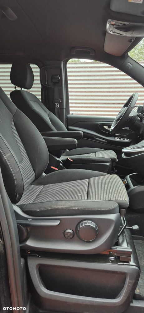 Mercedes-Benz Klasa V 300 d kompakt 9G-TRONIC Style - 16