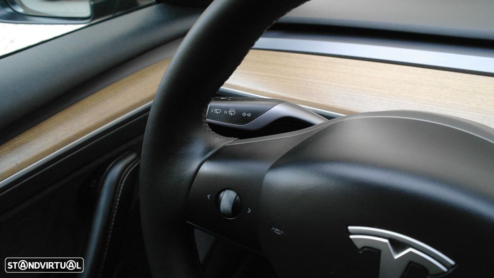 Tesla Model 3 Long Range Tração Traseira - 42