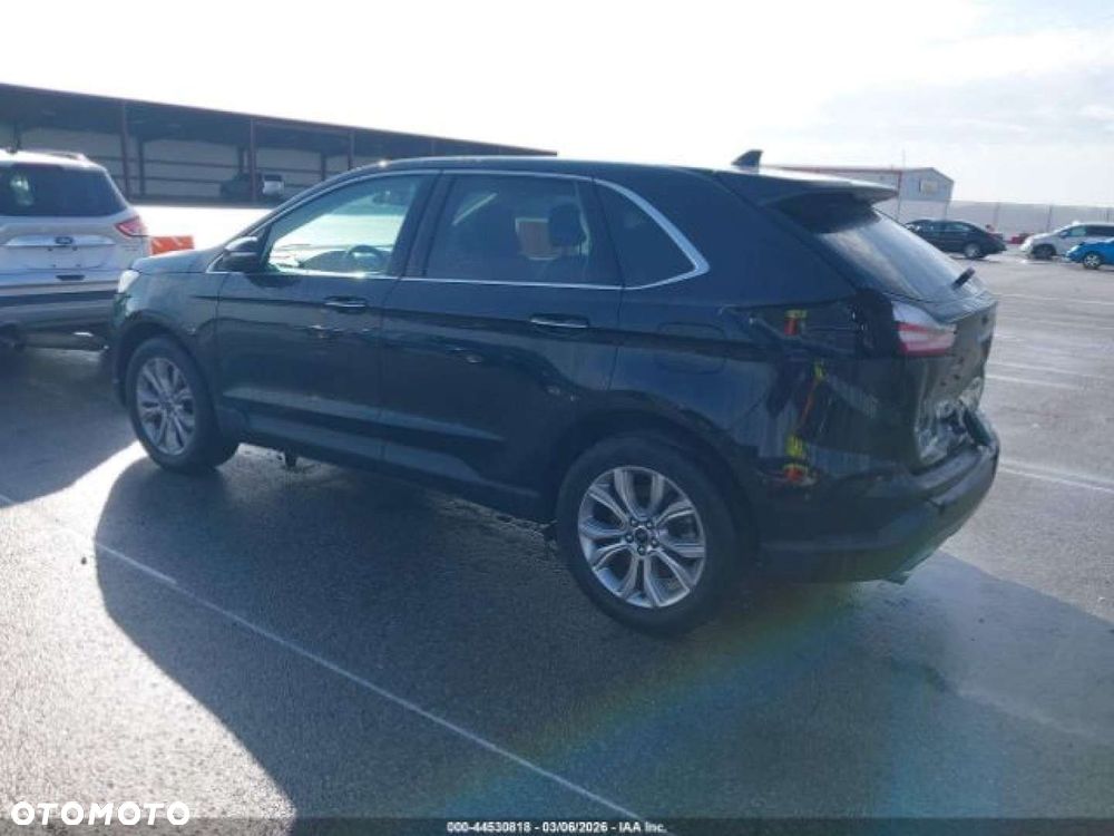 Ford Edge - 10