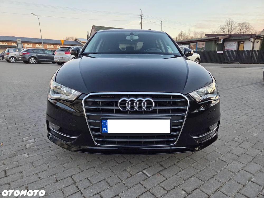 Audi A3 Sportback 2015 photo 2
