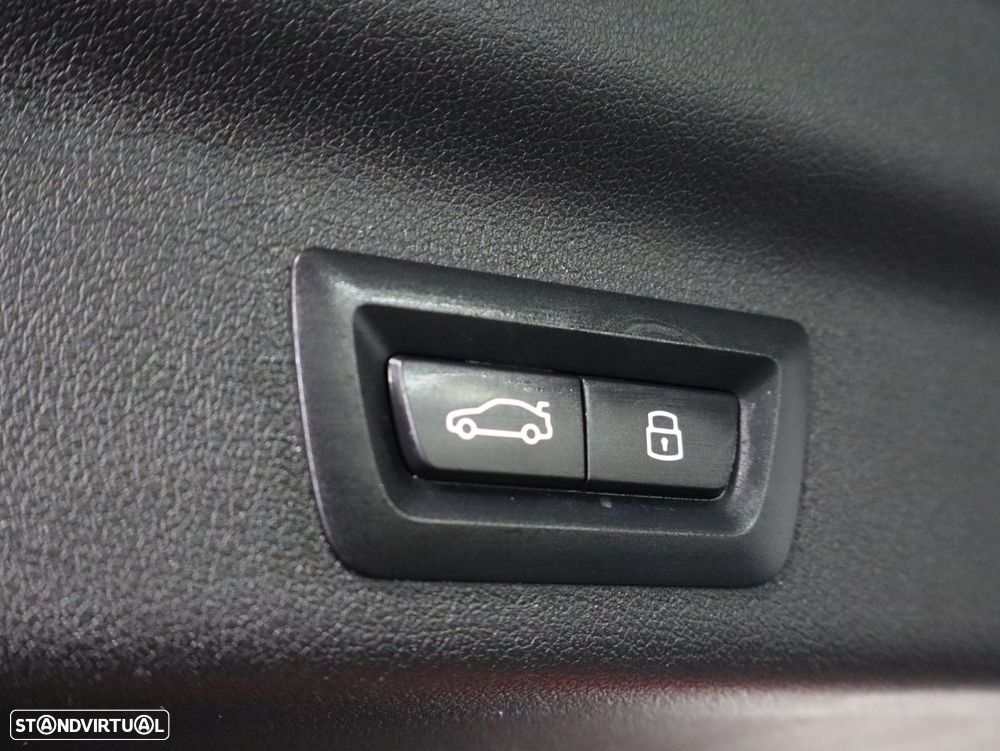 BMW X1 xDrive25e - 22