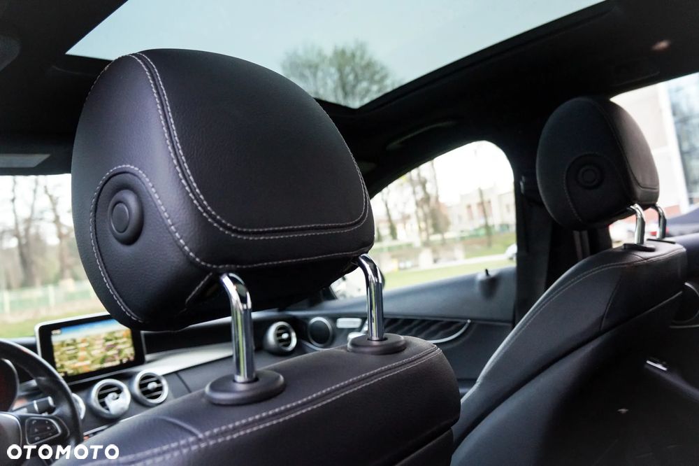 Mercedes-Benz Klasa C 300 9G-TRONIC AMG Line - 29