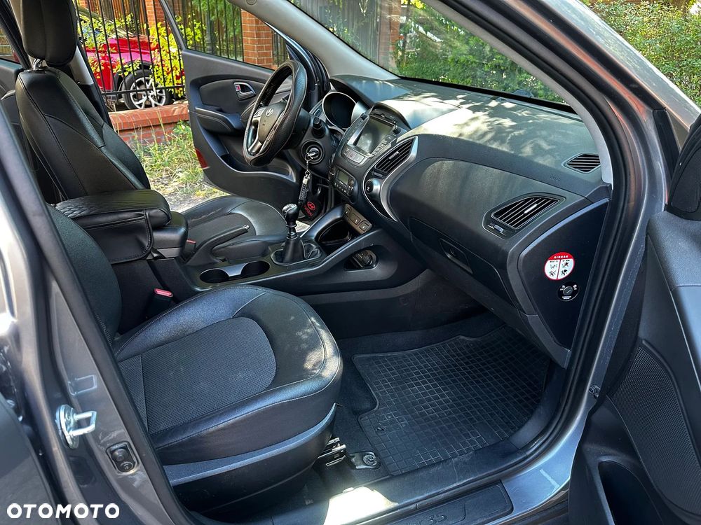 Hyundai ix35 1.7 CRDi Premium 2WD - 10