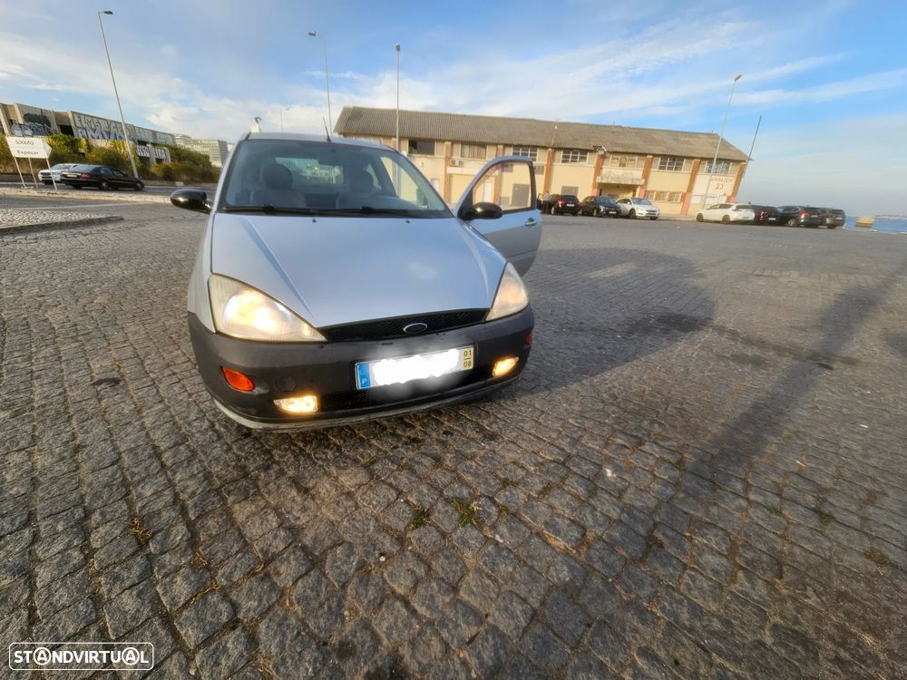 Ford Focus - 1