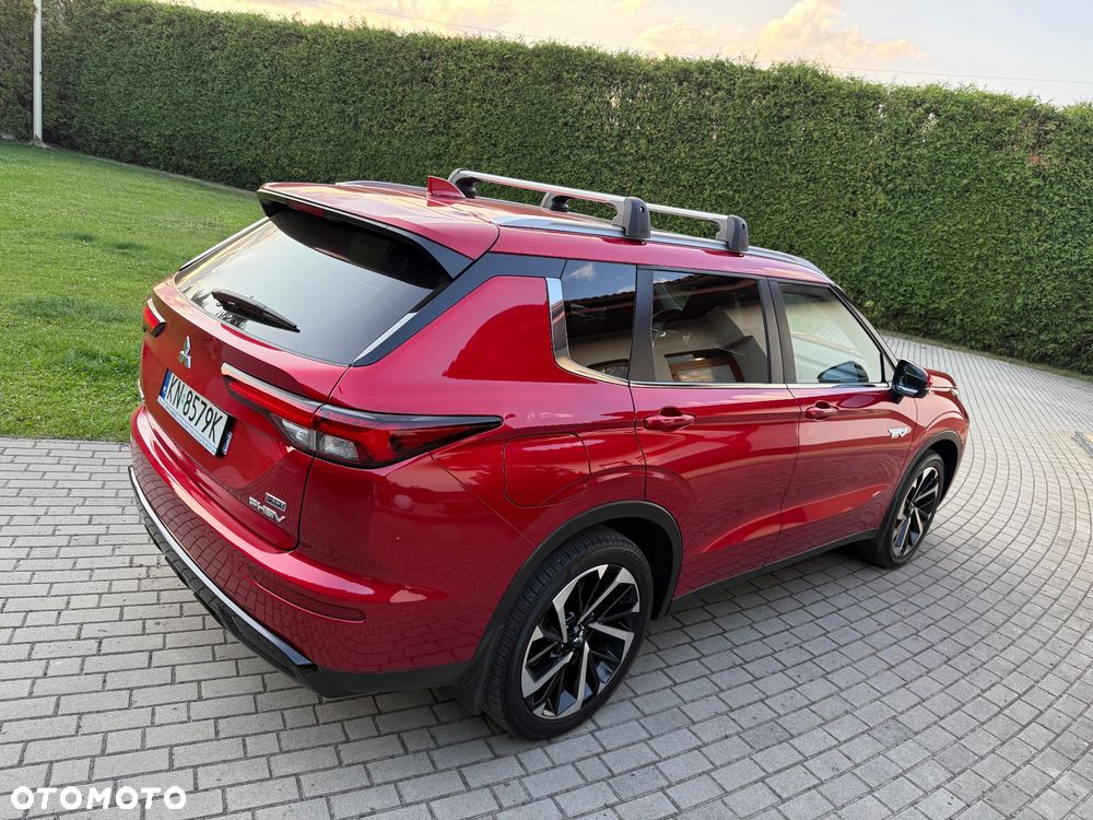 Mitsubishi Outlander 2.4 4WD Diamant PLUS - 7
