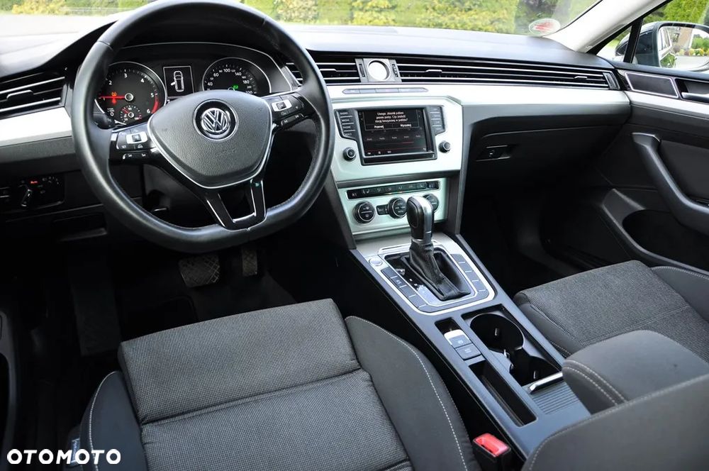 Volkswagen Passat 2.0 TDI BMT Highline - 35