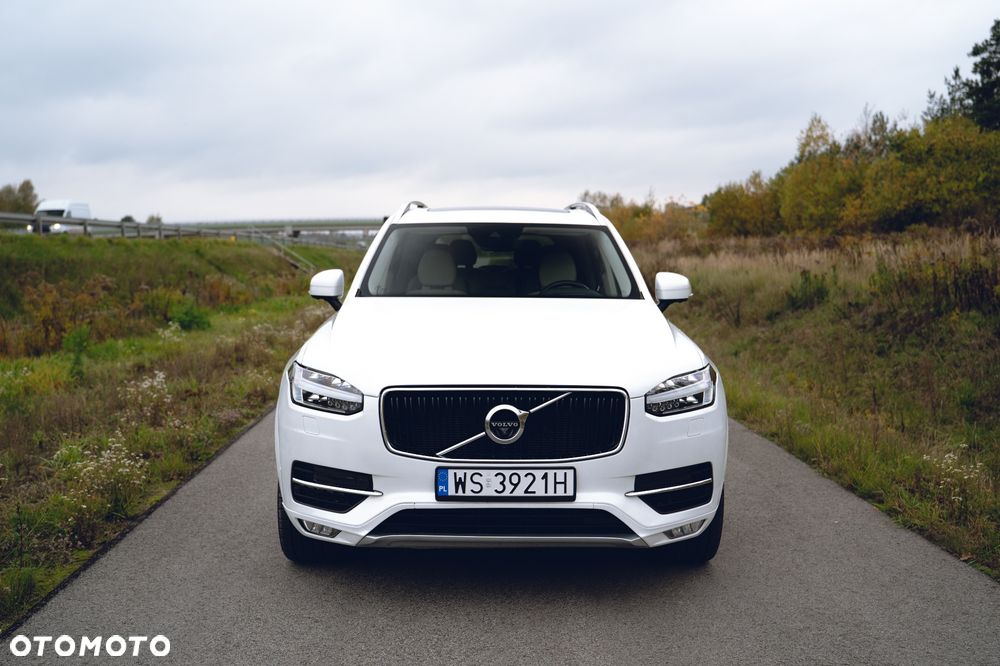 Volvo XC 90 - 3
