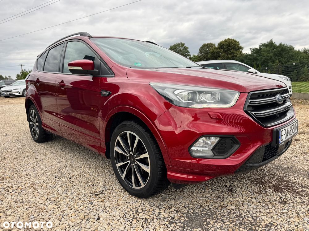 Ford Kuga 1.5 EcoBoost 2x4 ST-Line - 11