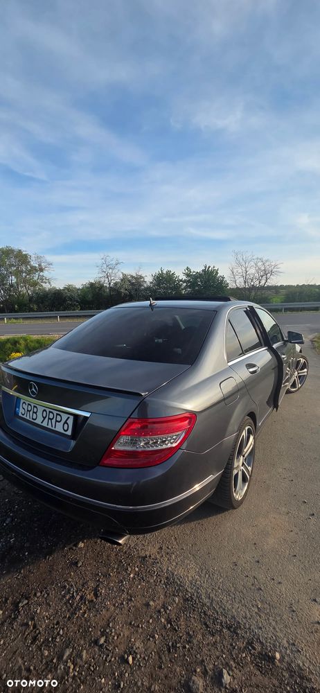 Mercedes-Benz Klasa C 320 CDI Avantgarde 4-Matic - 8