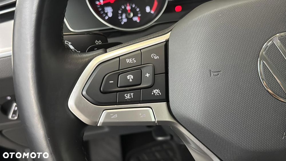 Volkswagen Passat 2.0 TSI Elegance DSG - 28