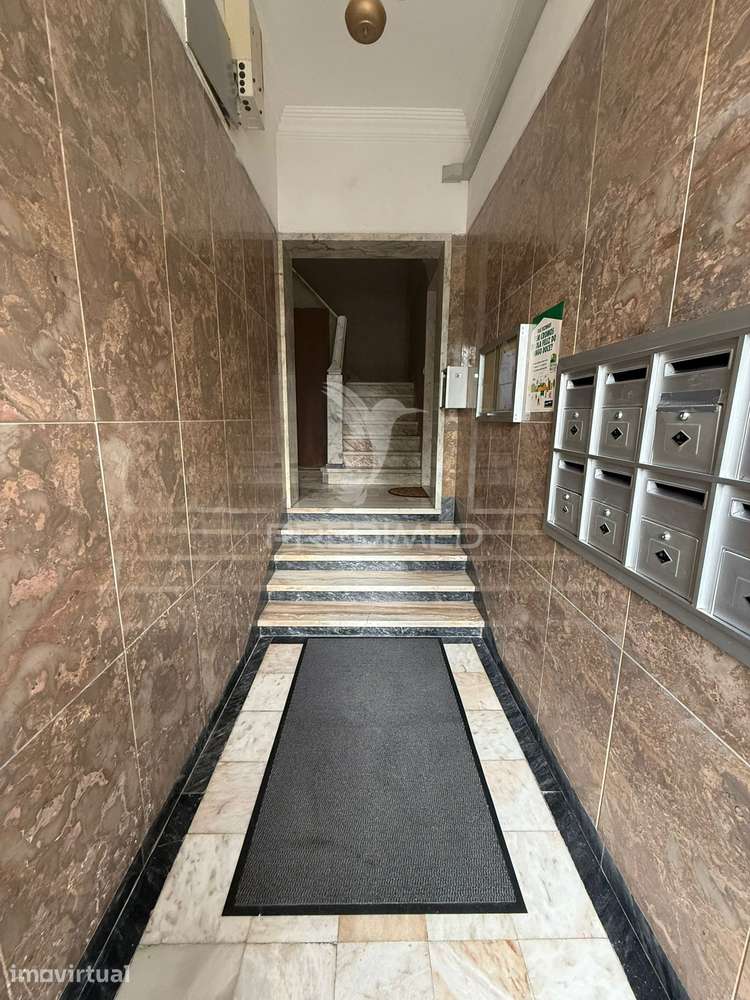 Viver com Conforto às Portas de Lisboa – T2 em Forte da Casa - Grande imagem: 3/19