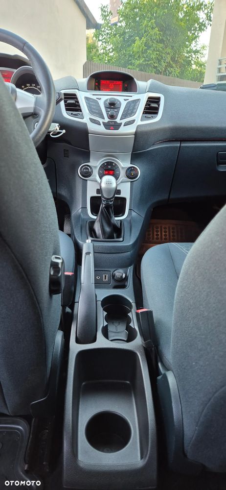 Ford Fiesta 1.6 TDCi Trend - 22