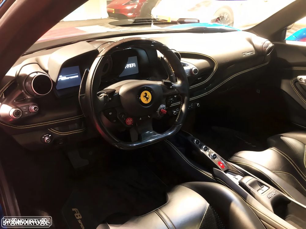 Ferrari F8 Tributo - 7