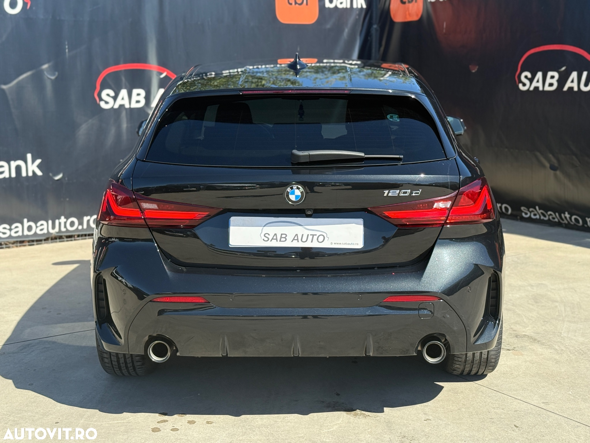 BMW Seria 1 120d Aut. - 22